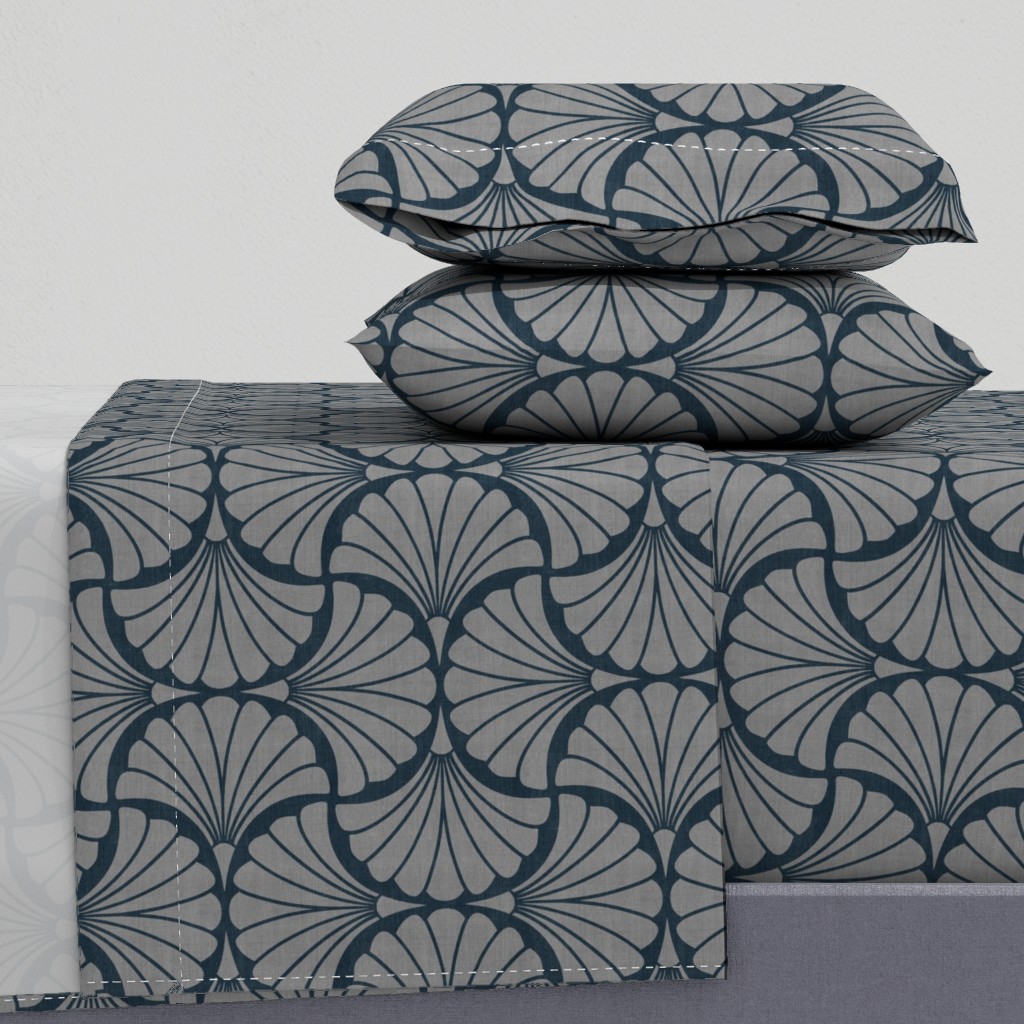 Art Deco Scallop Shell Fan Repeat in Charcoal Grey on Navy Linen Texture — sheet-set